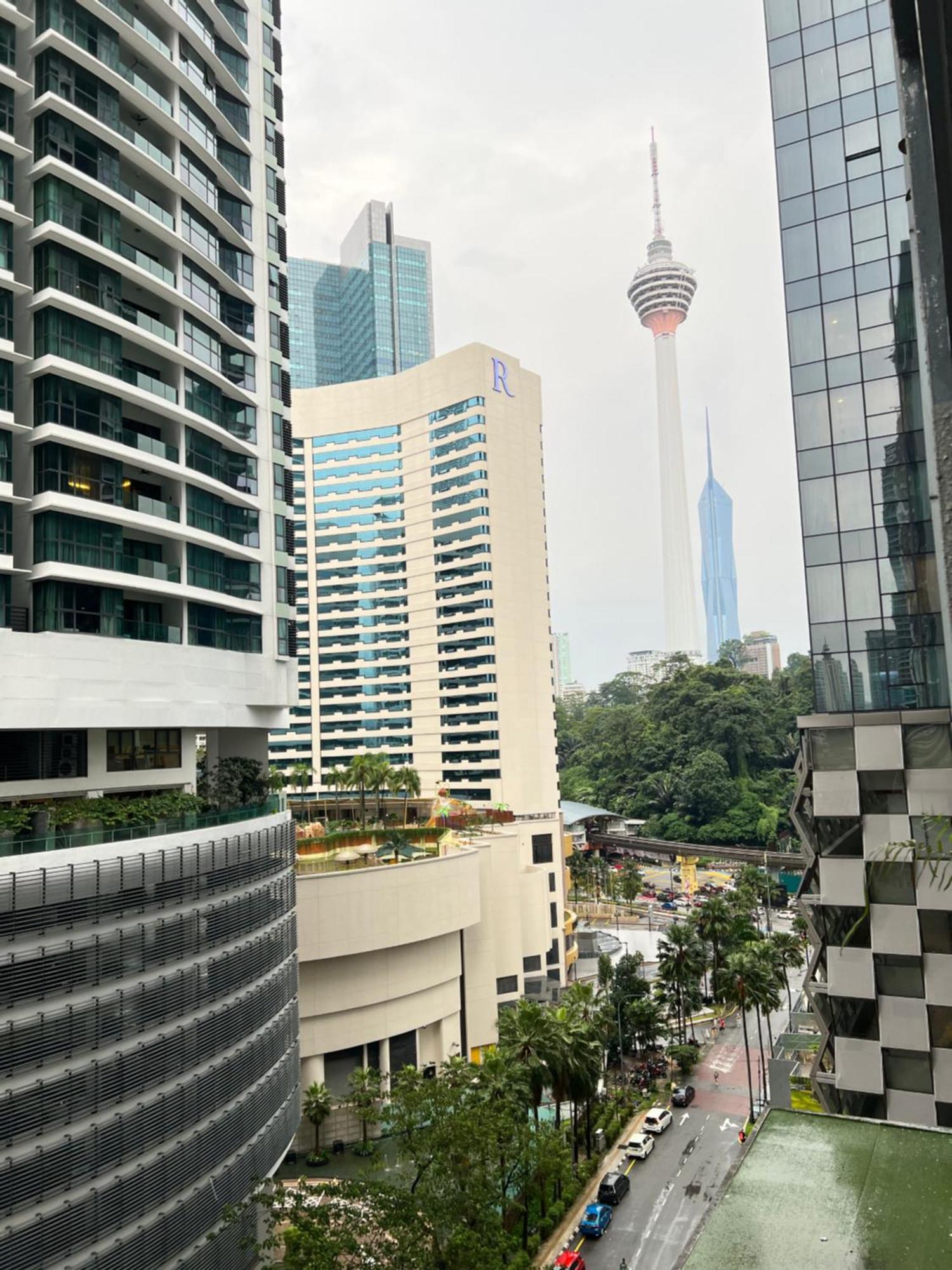 Summer Suites Klcc By Victorians Kuala Lumpur Luaran gambar